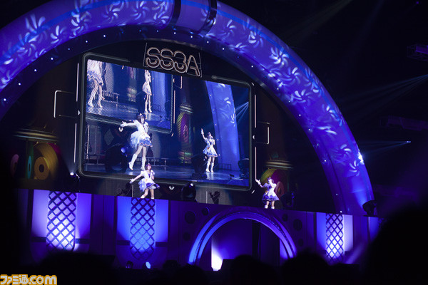 3周年記念楽曲『ガールズ・イン・ザ・フロンティア』初披露も! 『デレステ』3周年記念イベント“SS3A”Day1リポート_03