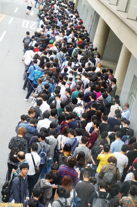 東京ゲームショウ2018一般日が開幕! 幕張メッセの熱気と行列をフォトリポート!!【TGS2018】_01