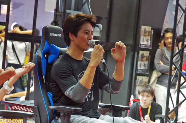 きみはケイン・コスギの竜巻旋風脚を見たことがあるか。esportsで勝つための筋トレ&トークショーをリポート【TGS2018】_10