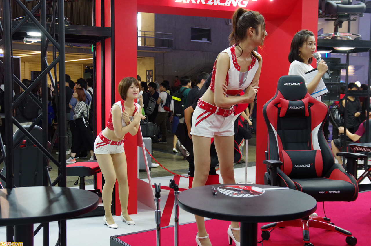 きみはケイン・コスギの竜巻旋風脚を見たことがあるか。esportsで勝つための筋トレ&トークショーをリポート【TGS2018】_17