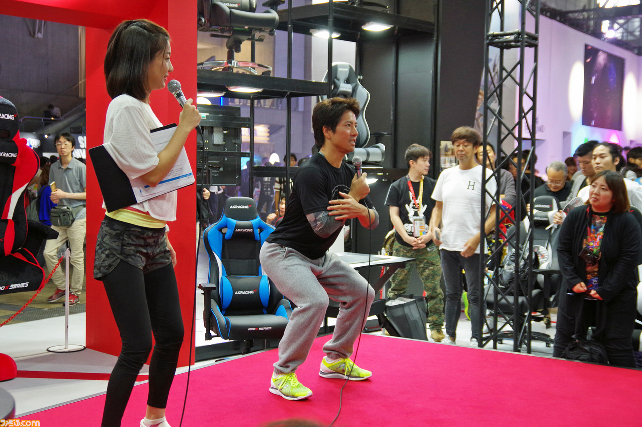 きみはケイン・コスギの竜巻旋風脚を見たことがあるか。esportsで勝つための筋トレ&トークショーをリポート【TGS2018】_20