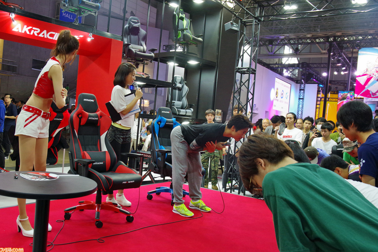 きみはケイン・コスギの竜巻旋風脚を見たことがあるか。esportsで勝つための筋トレ&トークショーをリポート【TGS2018】_16