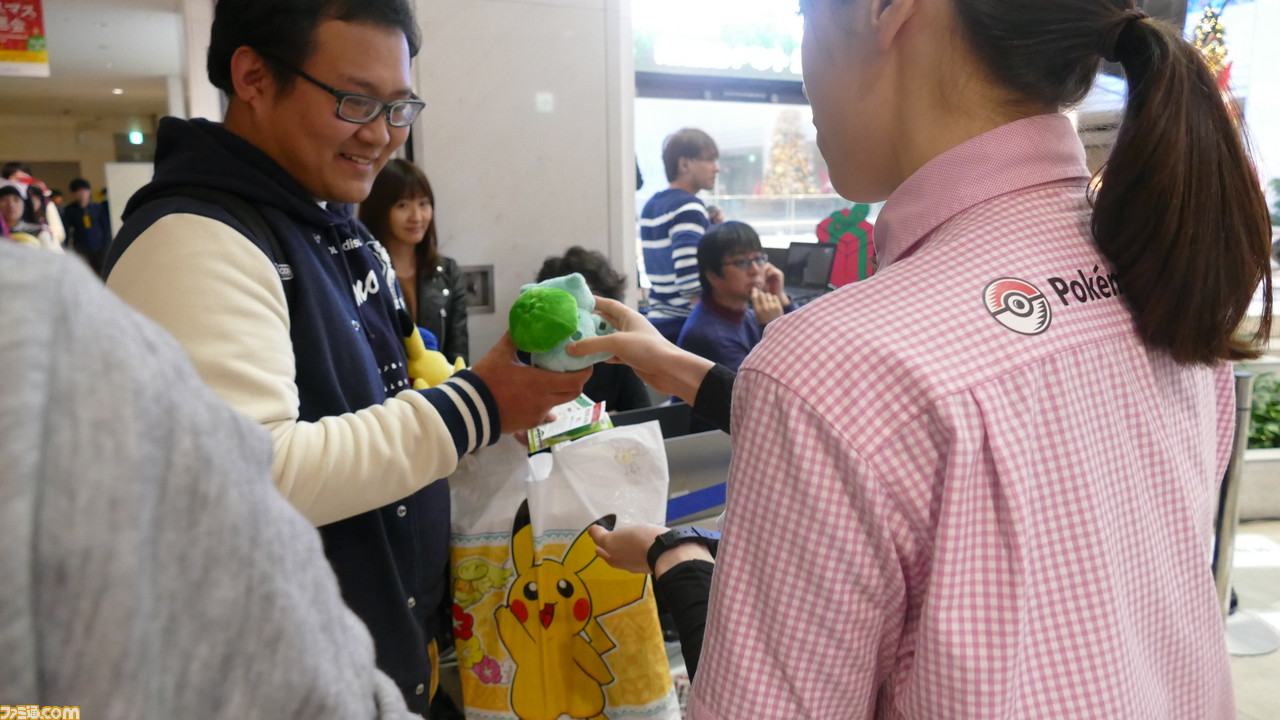 『ポケモン ピカ・ブイ』発売記念イベントに増田順一氏らが登場! 先着151名にポケモンたちのぬいぐるみを図鑑番号順にわたすサプライズも!_16