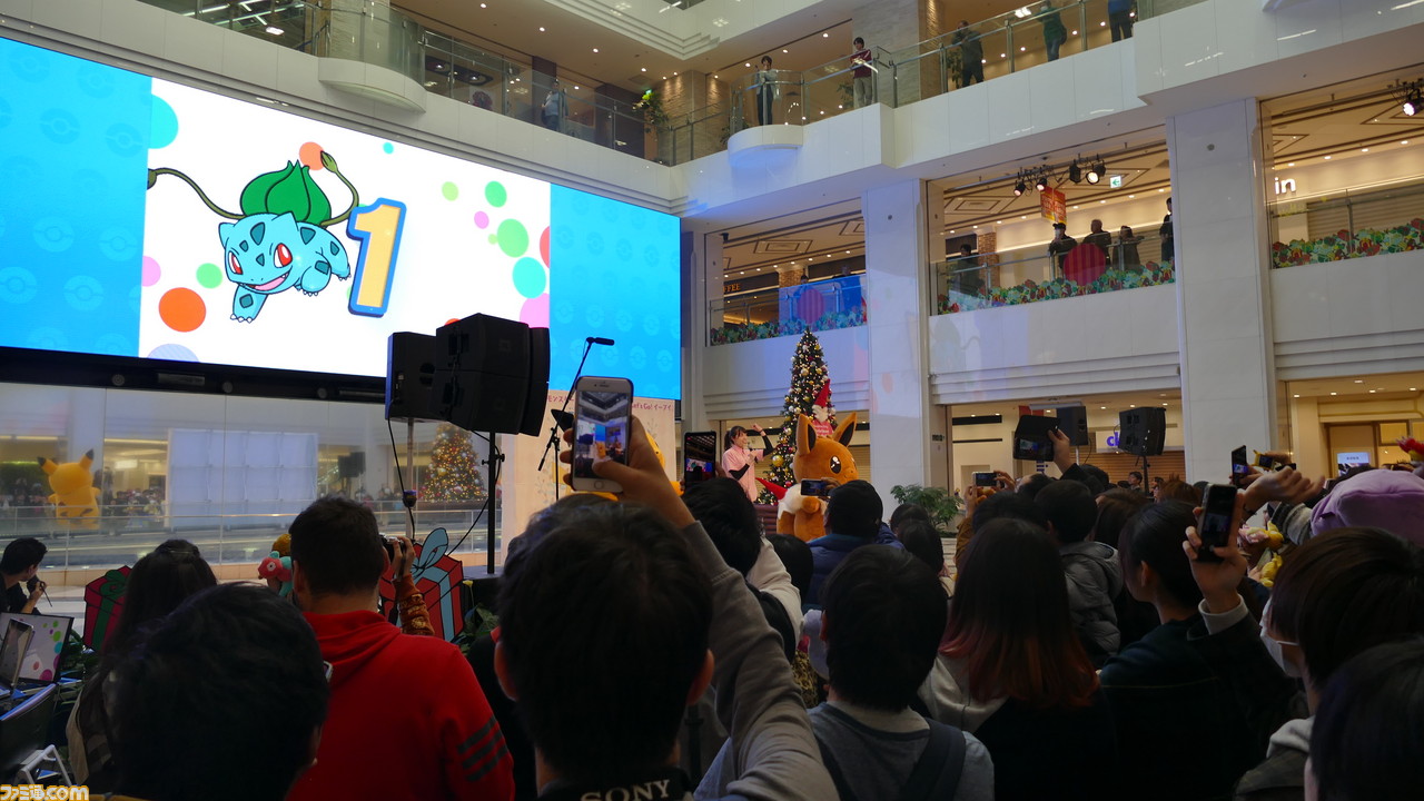 『ポケモン ピカ・ブイ』発売記念イベントに増田順一氏らが登場! 先着151名にポケモンたちのぬいぐるみを図鑑番号順にわたすサプライズも!_21