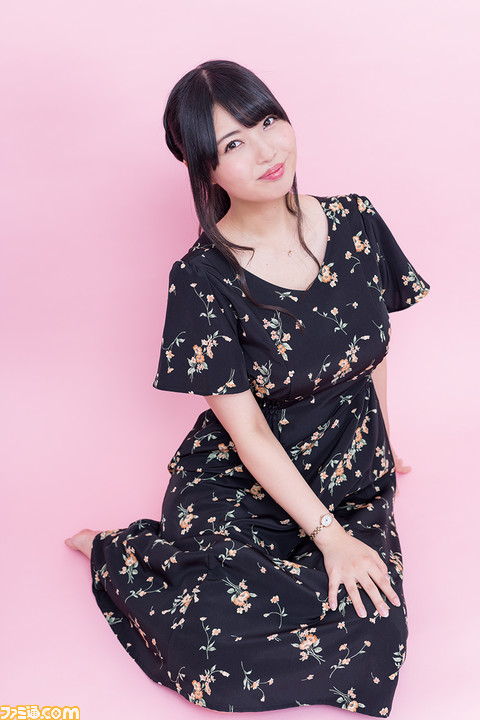 『アイマス シンデレラガールズ』大坪由佳さん(三村かな子役)インタビュー。「ライブでは幸せな気持ちになってくれるように、いつも笑顔を心がけています」_05