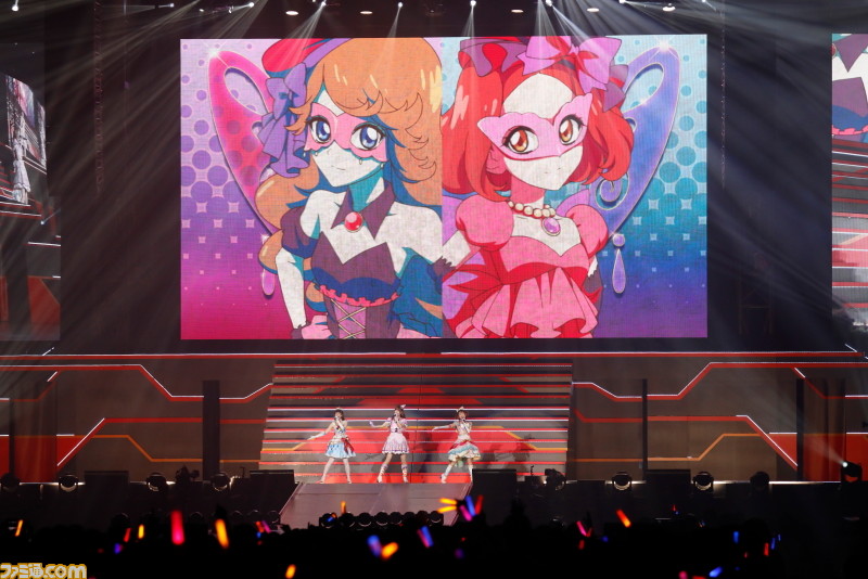 “バンナムフェス”DAY2リポート! 『アイマス』、『ラブライブ』、『アイカツ』などのアイドルが集結した“最高が止まらない”ライブ_15