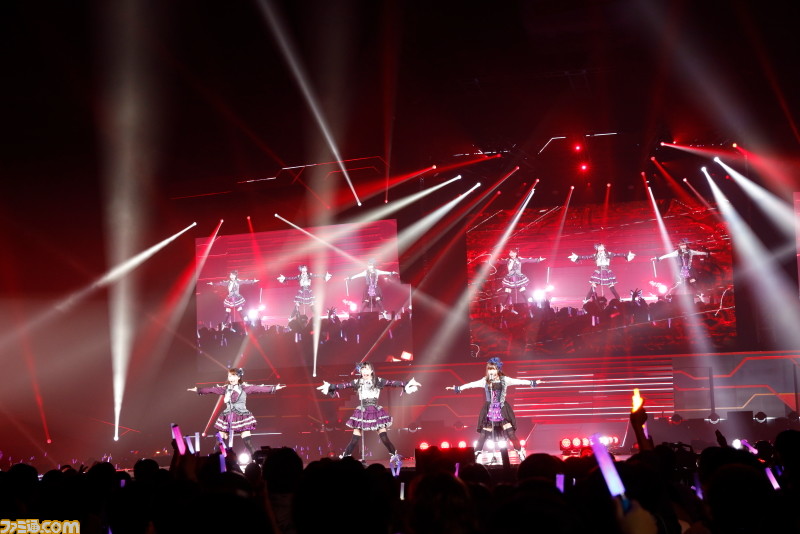 “バンナムフェス”DAY2リポート! 『アイマス』、『ラブライブ』、『アイカツ』などのアイドルが集結した“最高が止まらない”ライブ_80