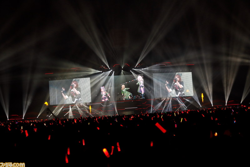 “バンナムフェス”DAY2リポート! 『アイマス』、『ラブライブ』、『アイカツ』などのアイドルが集結した“最高が止まらない”ライブ_162