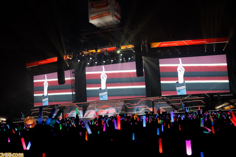 “バンナムフェス”DAY2リポート! 『アイマス』、『ラブライブ』、『アイカツ』などのアイドルが集結した“最高が止まらない”ライブ_170