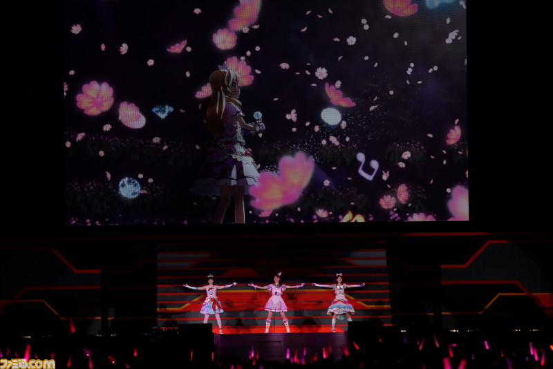 “バンナムフェス”DAY2リポート! 『アイマス』、『ラブライブ』、『アイカツ』などのアイドルが集結した“最高が止まらない”ライブ_33