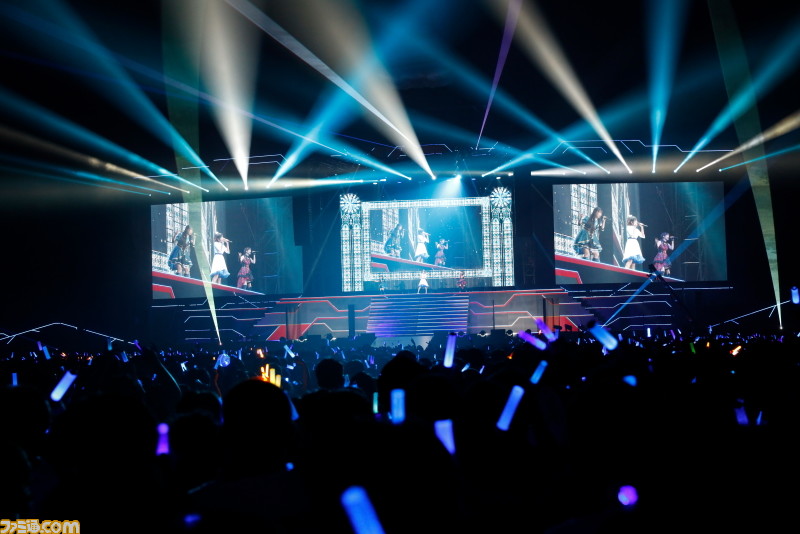 “バンナムフェス”DAY2リポート! 『アイマス』、『ラブライブ』、『アイカツ』などのアイドルが集結した“最高が止まらない”ライブ_166