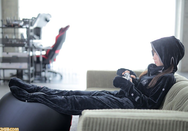 “ゲーミング着る毛布 ダメ着4G”発売。ゲーマーのための機能が多く備わった最強の防寒着!_04