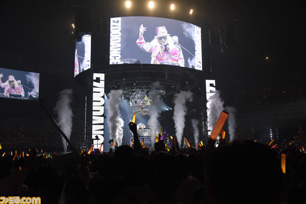 『アイマス シンデレラガールズ』“Funky Dancing!”(名古屋公演)1日目リポート――DJ KOOがサプライズ出演! 初お披露目楽曲も多数でナゴヤドームが熱狂のダンスフロアーに_08