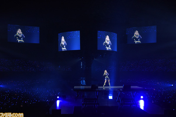 『アイマス シンデレラガールズ』7thライブ“Funky Dancing!”(名古屋公演)2日目リポート――アツい楽曲の数々で、プロデューサーたちを大興奮の渦に巻き込んだ4時間_04