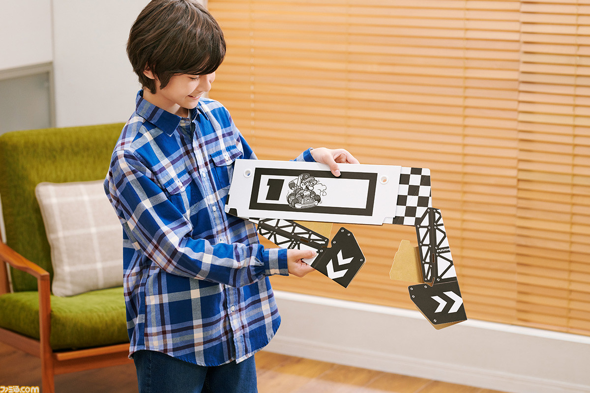 『マリオカート ライブ ホームサーキット』がSwitchで10/16発売。カメラ内蔵カート&ARで新たな『マリオカート』がお家にやってくる