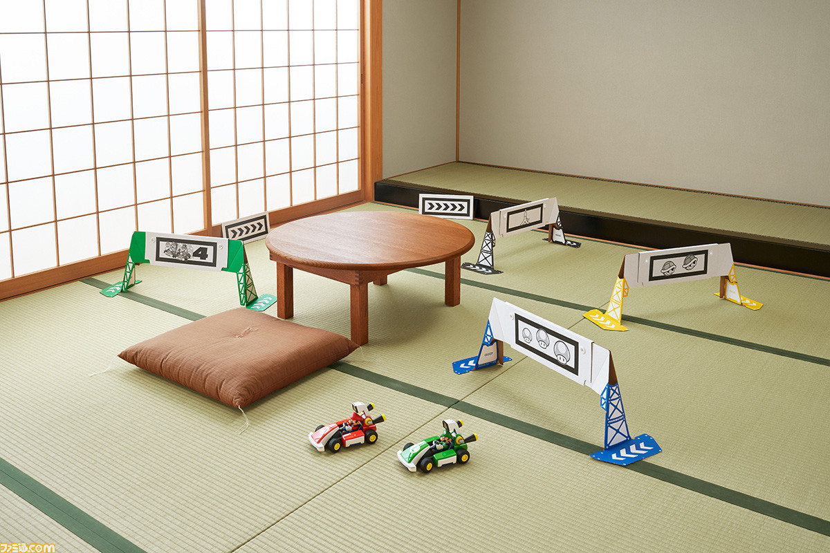 『マリオカート ライブ ホームサーキット』がSwitchで10/16発売。カメラ内蔵カート&ARで新たな『マリオカート』がお家にやってくる