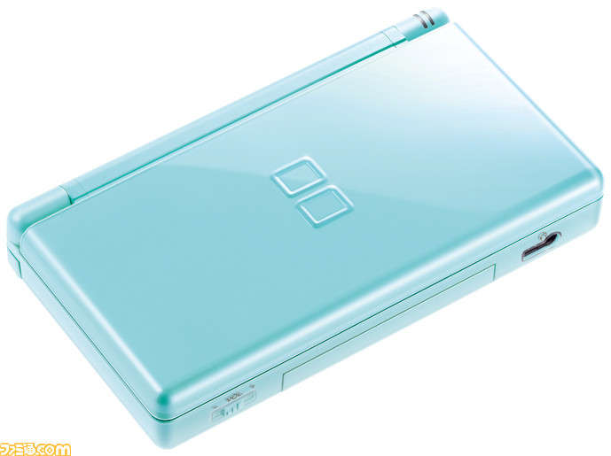 ニンテンドーDS Liteが発売された日。世界で9386万台を売り上げて社会現象となった大人気ハード【今日は何の日?】