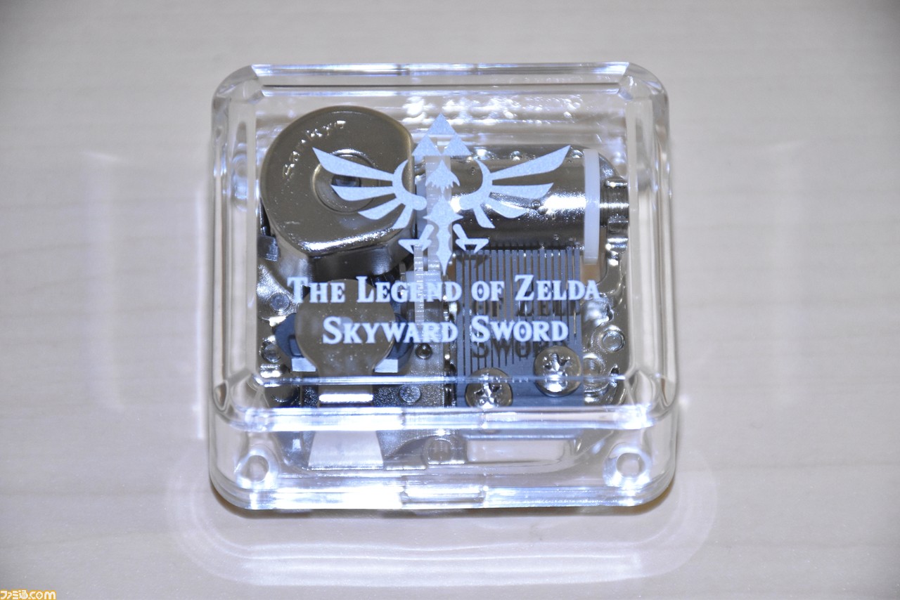 『ゼルダの伝説 スカイウォードソード』187曲入りのサントラが本日発売。やさしい音色に癒されるファン必携の『女神の詩』オルゴールなど初回数量限定生産盤をご紹介