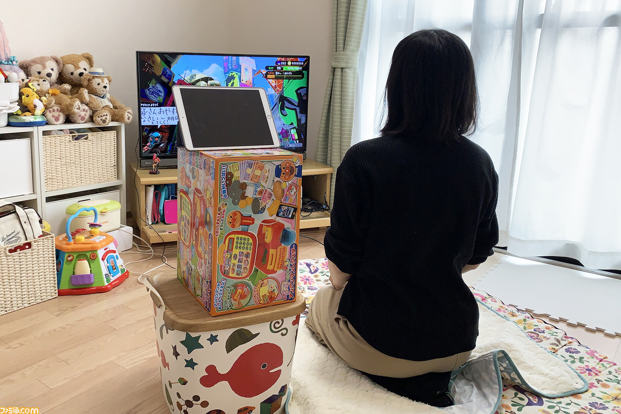 目指すは『スプラトゥーン3』大会の予選突破。外では働くお母さん、家に帰ったらイカ&タコ。部活みたいなママたちの青春