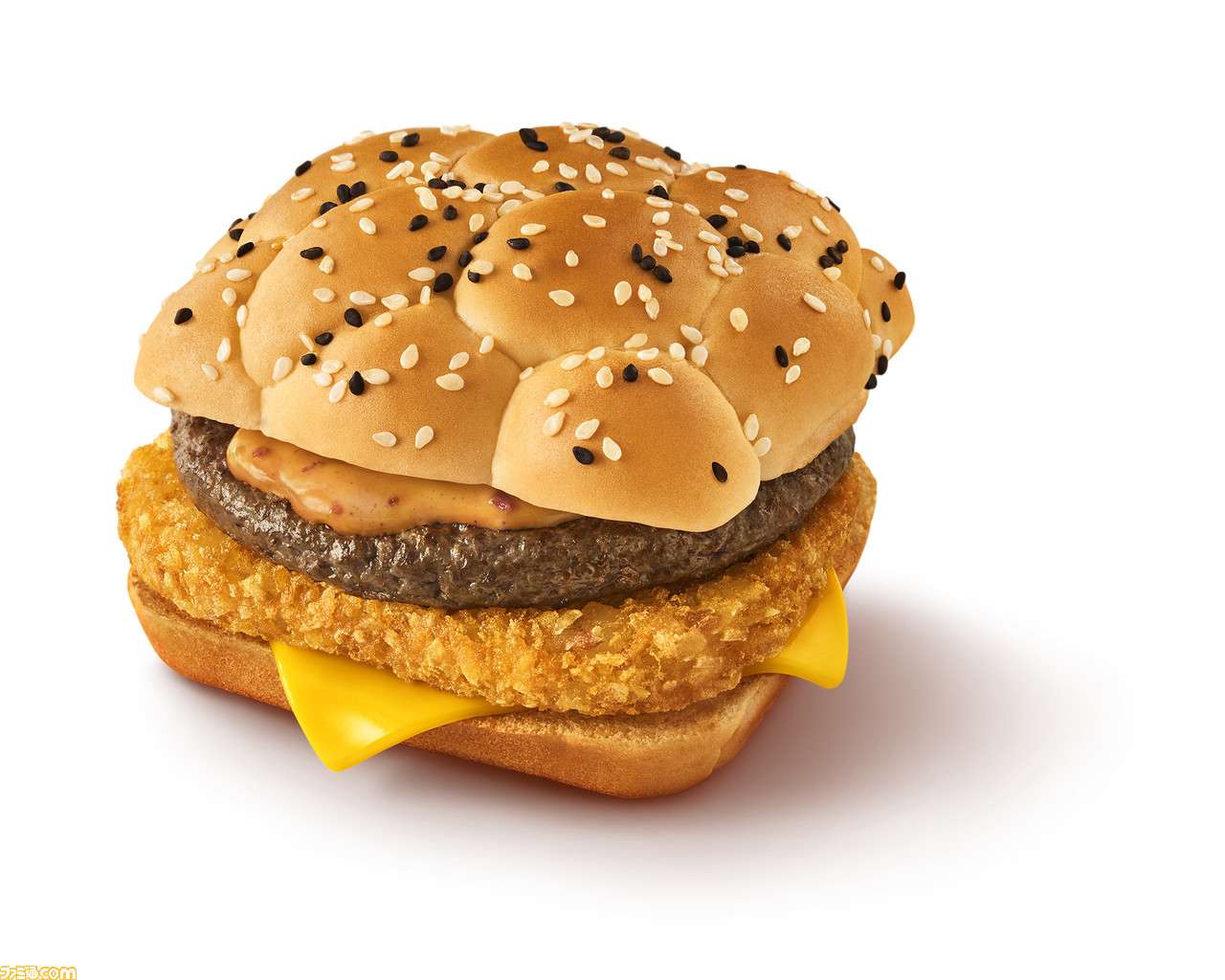 【マクドナルド】ゴジラバーガーが新登場。旨辛肉厚ビーフ&ザク切りポテト、スモーキーペッパーチキン、チーズダブルてりやきを2024年1月5日に発売